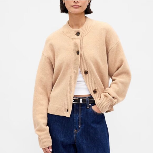 GAP Sweaters - GAP CashSoft Oversized Chunky Cardigan